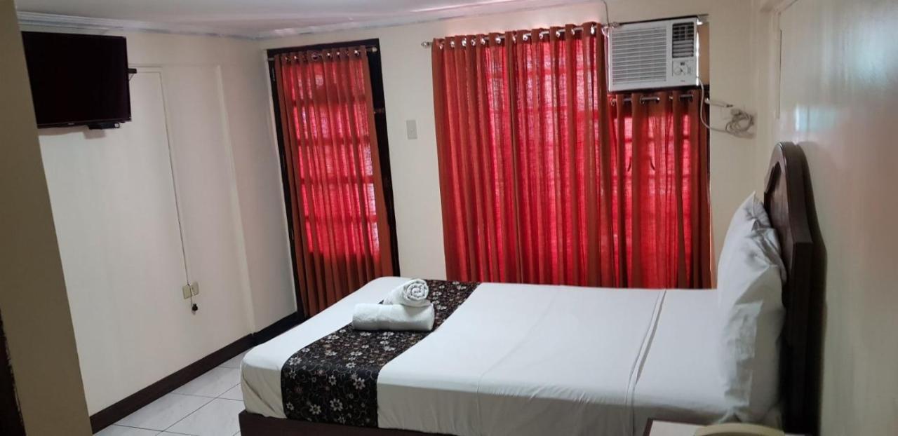 Grand Traveler Suite Inc Makati City Kültér fotó